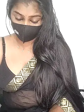 Tamil_Azhaghi webcam