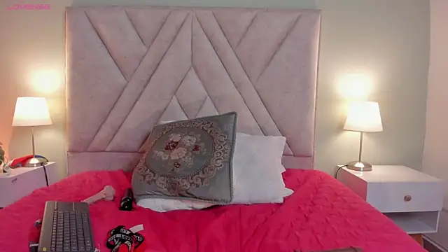 Eva-Millss webcam