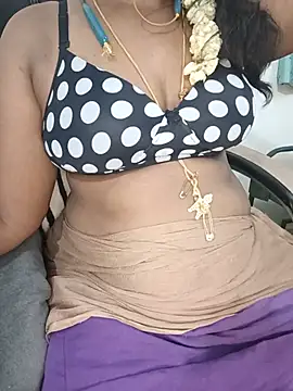 Tamil-hotwife webcam