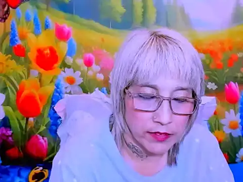 indianroxy webcam