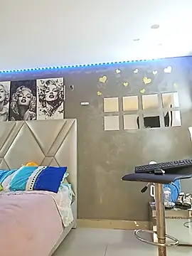 sexyzoe_69