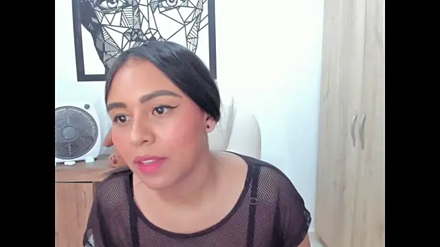 Ciara8 live cam on StripChat