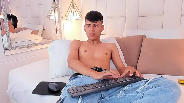 jacobferrer - JacobFerrer's free webcam - UK Sex Cams