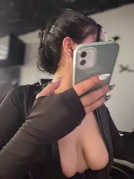 Isabella-Teen webcam