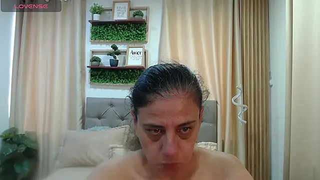 sasi_luna webcam