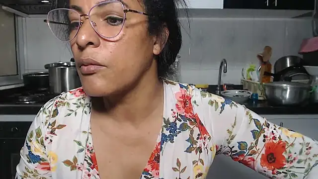 kateleyagrey webcam