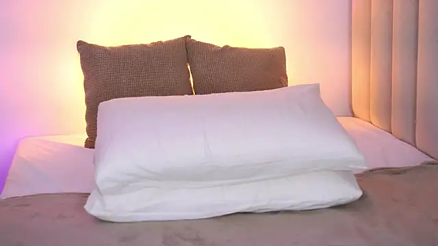 AishaSins webcam
