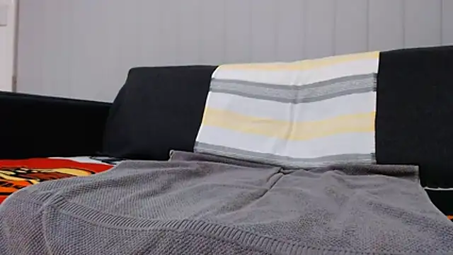 lilchristian@xh webcam