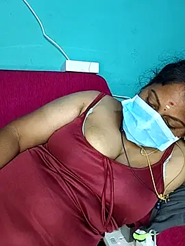 TamilSembaruthi143 live cam on StripChat