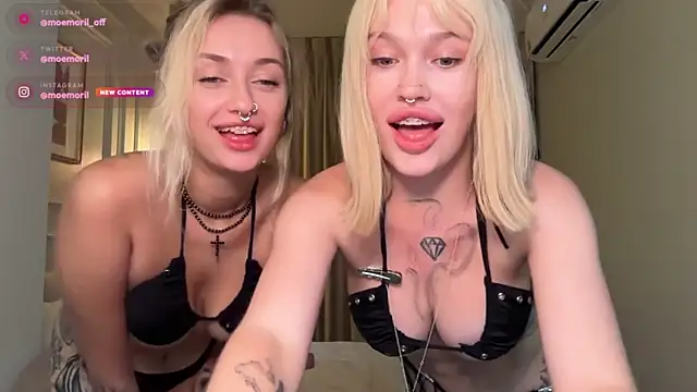 Golden_Aline webcam