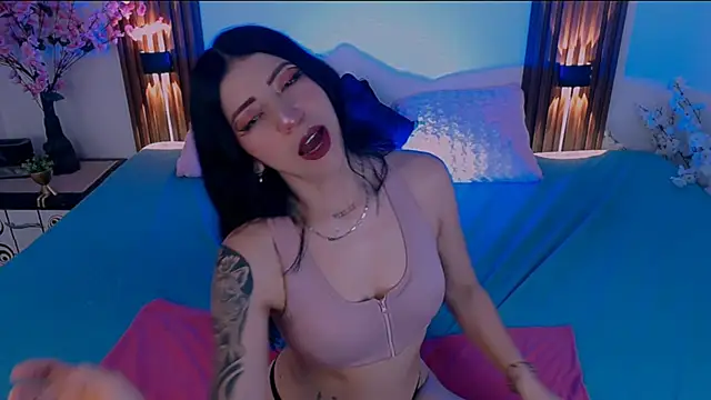 AmyHE webcam