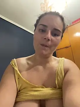 Naira_Dan webcam