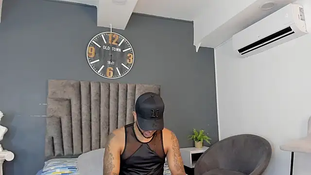 Robin_Rief live cam on StripChat