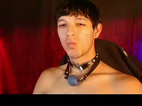 dark_men1 webcam