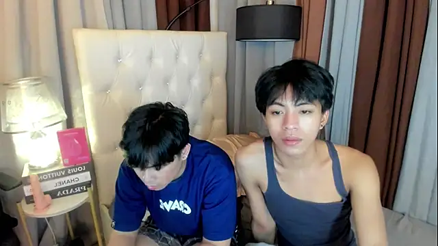 davincihugecock live sex cam