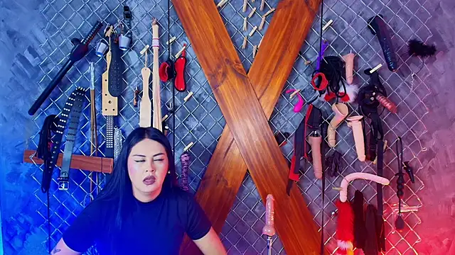 Mistress_lexi_bdsm live sex cam