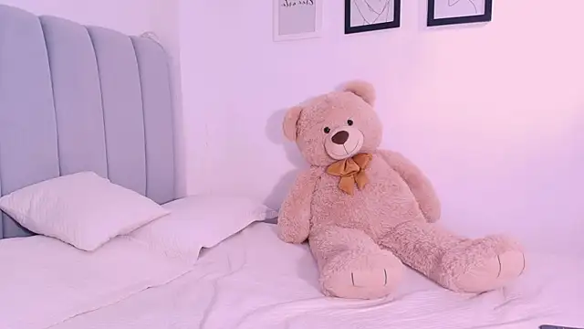DannaHyde webcam