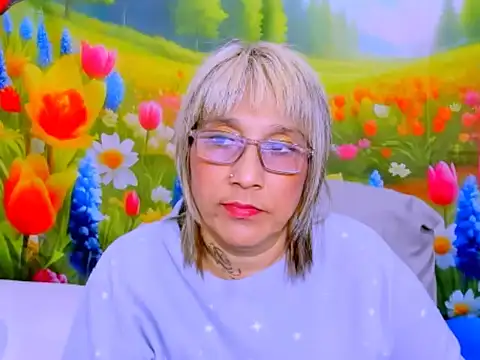 indianroxy webcam