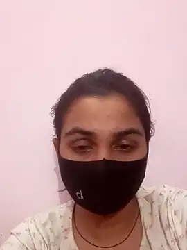 TRISHA0404 webcam