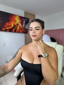 Janettcruz webcam