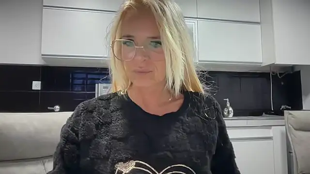 Reyna63 webcam