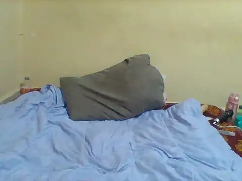 Nasty-pie1 webcam