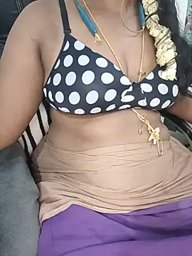 Tamil-hotwife live cam on StripChat
