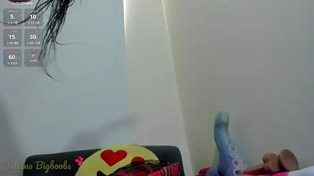Juliana_bigboobs webcam