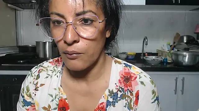 kateleyagrey webcam