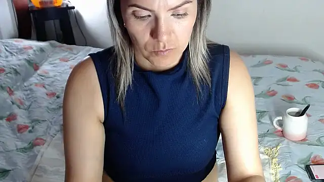 Chantal_hott webcam