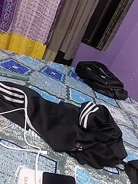 indian_prince_01 - INDIAN_PRINCE_01's free webcam - UK Sex Cams