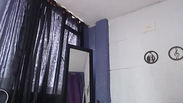 skinny_Yizz webcam