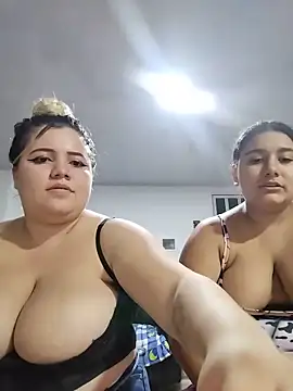 Sara_y_Amy webcam