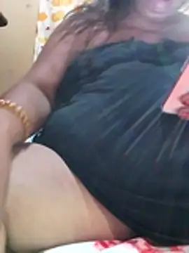 Huge_mama69 webcam