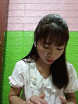 AmyLinee01 webcam