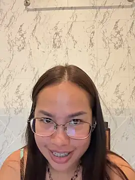 Ponthip webcam