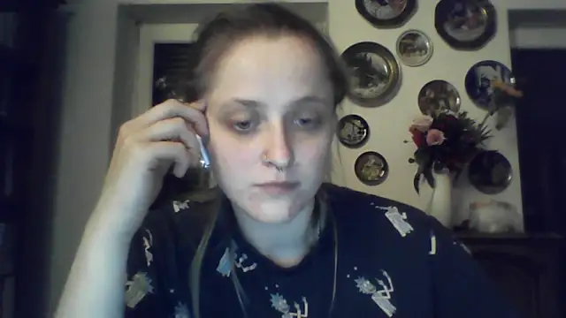 LeaWetGirl webcam