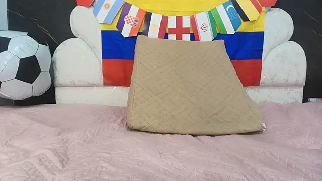 kissme_luna webcam