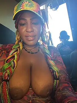 AmazonianMistress webcam