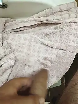 kauliaris28 (M young) - Love your dick