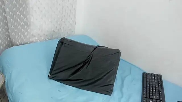 brillit-squirt webcam