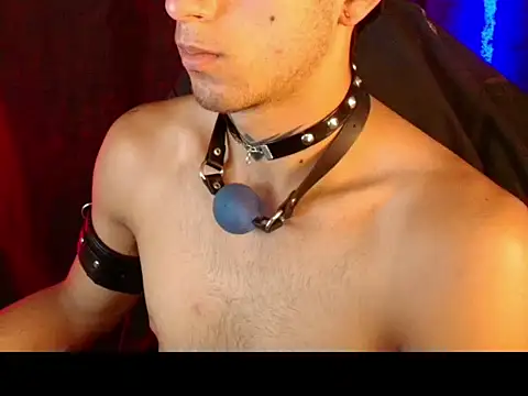 dark_men1 webcam