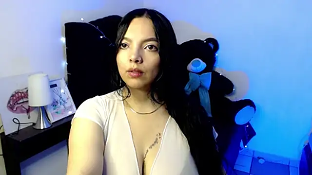 loren_tits24 webcam