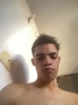 Latinos_2001 webcam