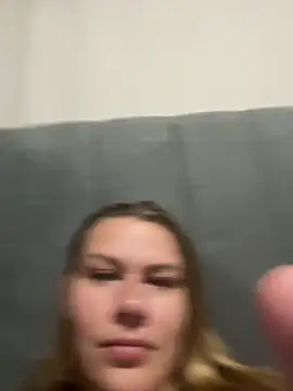 MonoGirl webcam