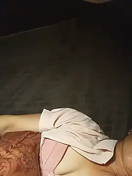 Heli_pusy live cam on StripChat