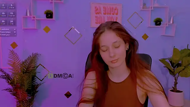 nami_glow webcam