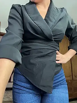 talia_bonet's live room