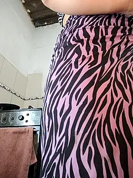 Florxxx9 live cam on StripChat