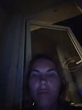 FeliciaKrige live cam on StripChat